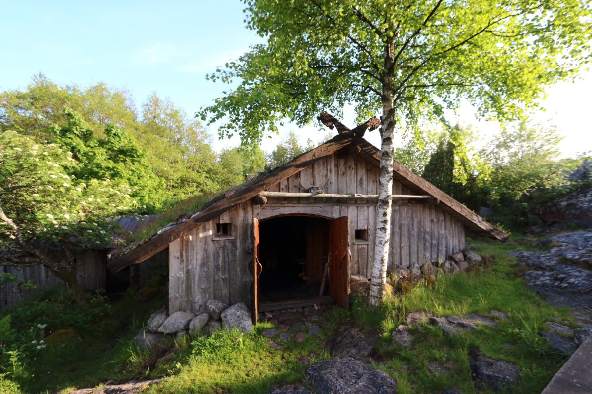 Photo of a viking house.